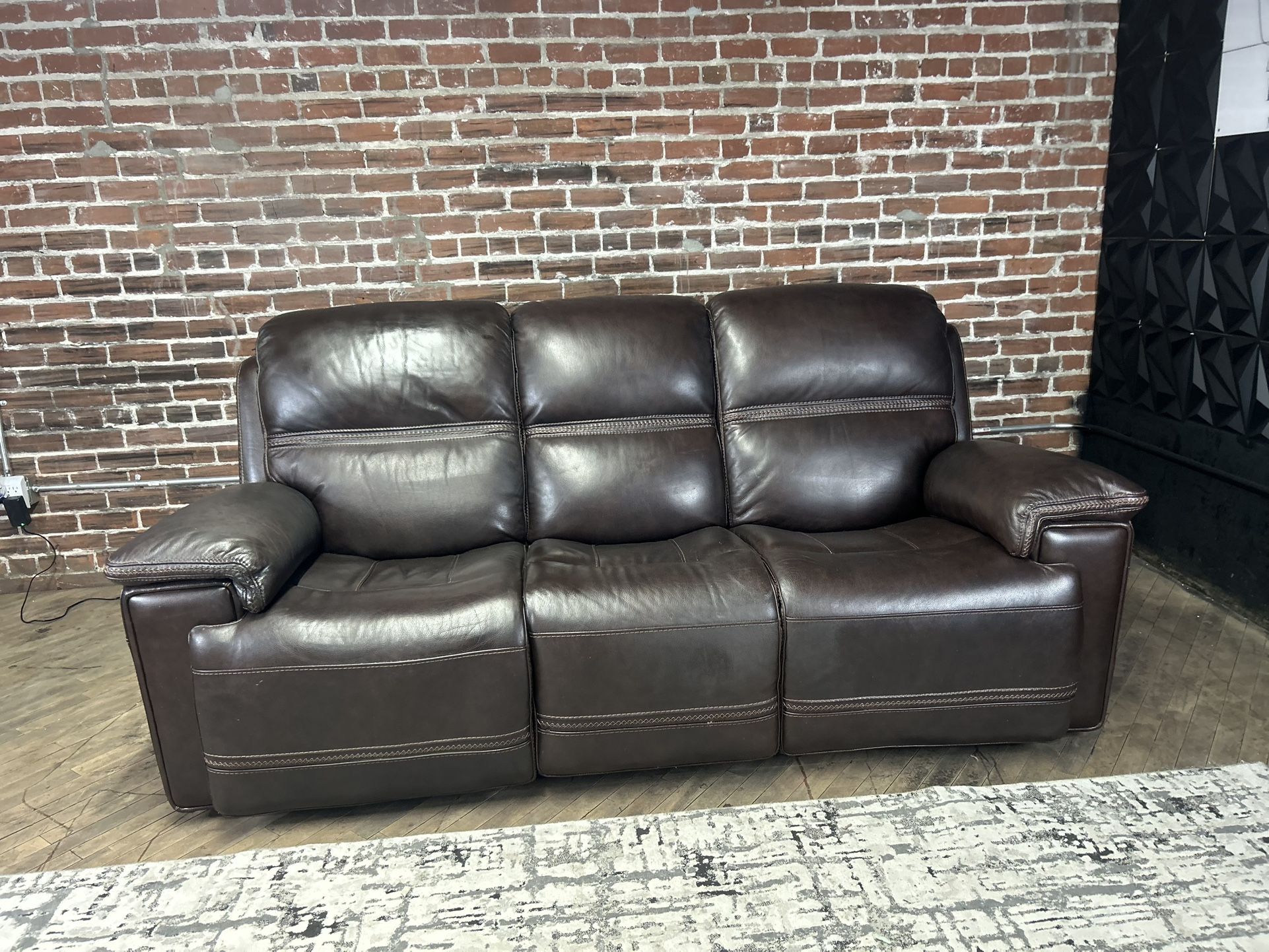 Delivery Available Flexsteel brown leather recliner sofa couch retails 3400