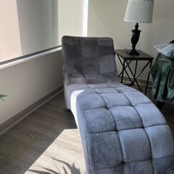 Velvet Tufted  Chaise Lounge