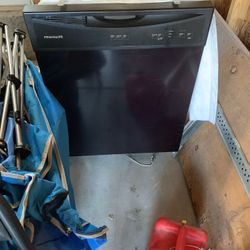 New dishwasher and microwave