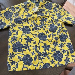 Men’s Hurley Shirt. Great condition. Size. XL. Great color print