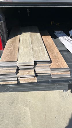 Vinyl flooring tile not a click system