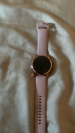 Pink Samsung galaxy watch active2