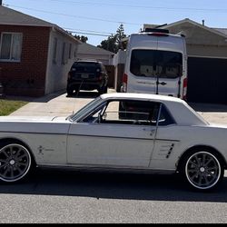 1966 Ford Mustang