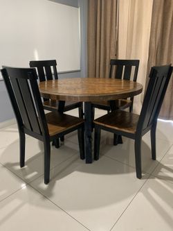Dining Table And Chairs 