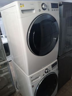 LG stackable front load washer and dryer set - Free delivery