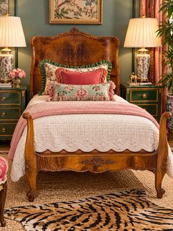 Antique Carved Wood Twin Bed – Figured/Burl Wood – Early 1900s