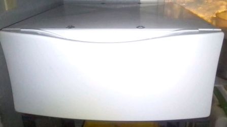 Pedestal