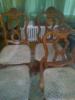 Set of 4 elegant carved Oak chairs for restoration