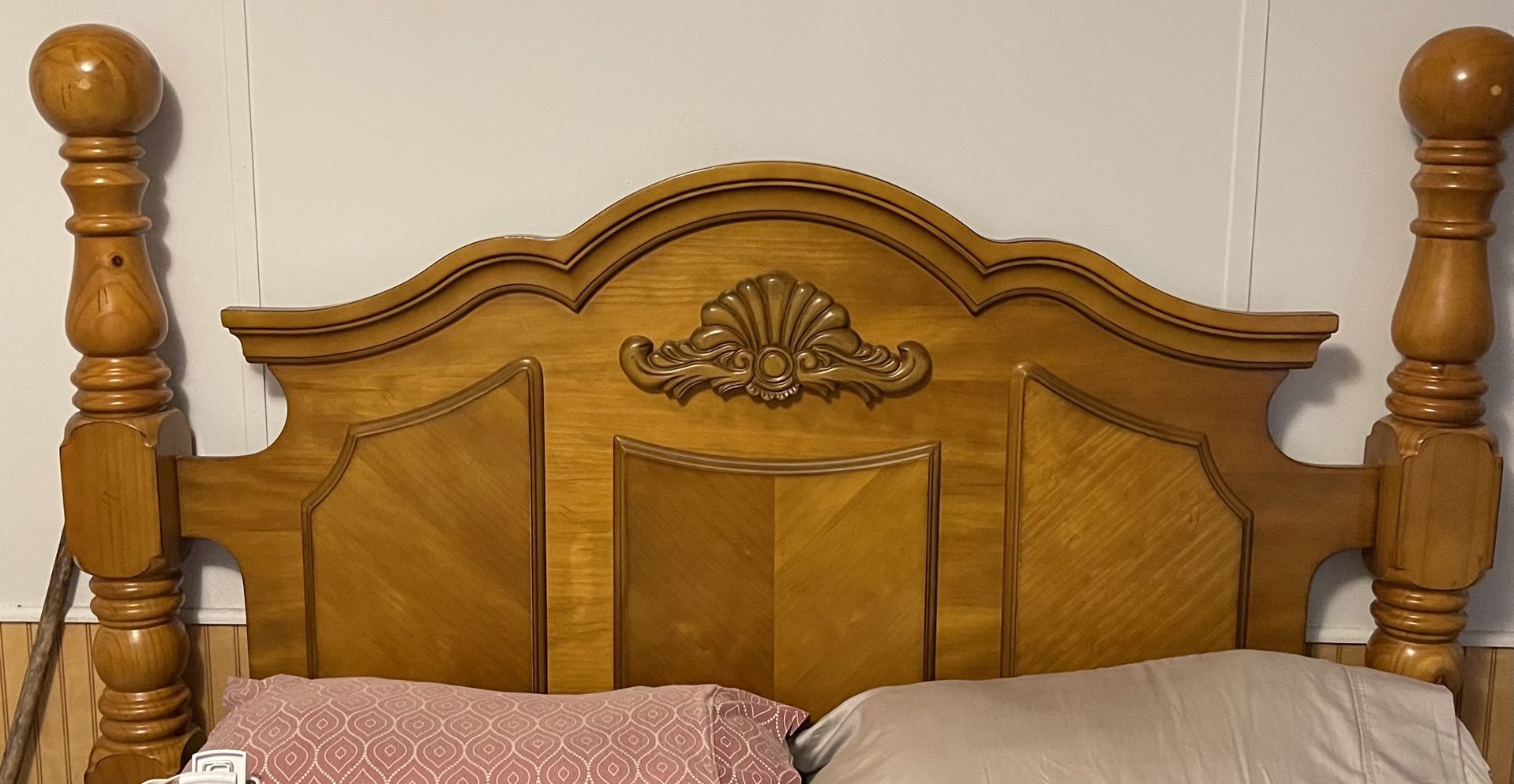 Queen Size Full Bedroom