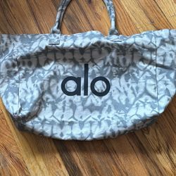 ALO “Tye Dye” Tote Bag One Size