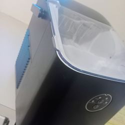 Small Counter Top Ice Maker Machine 