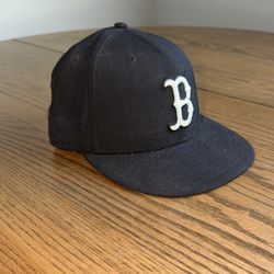 Boston Red Sex Fitted Hat Size: 7