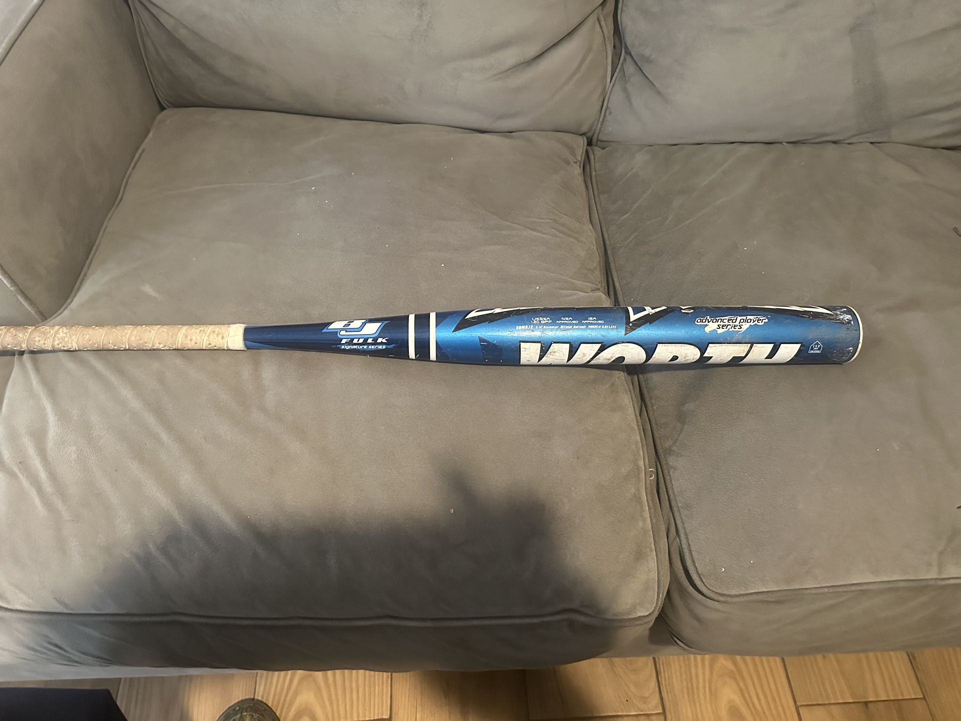 Baseball/ Softball Bat Worth BJ Fulk Mayhem - 28 oz 34”.  