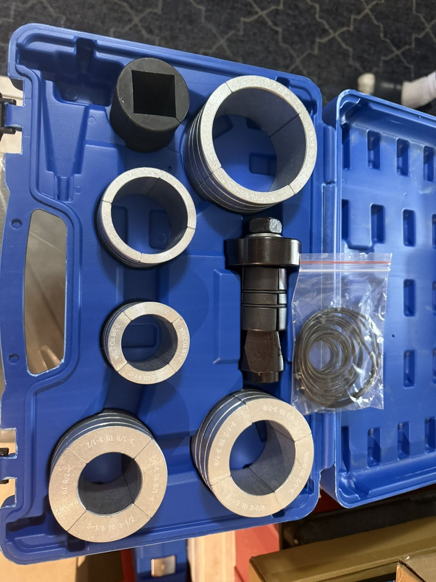 Pipe Expander Stretcher Tool Set 1-5/8” to 4-1/4” Hex 28mm (3/4″-10 Thread) Muffler Pipe Spreader Tool new in box $65 in n Lakeland