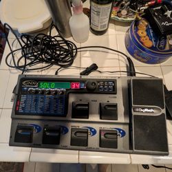 Digitech GNX2 Guitar Multi-Effects Processor Pedalboard – Tested