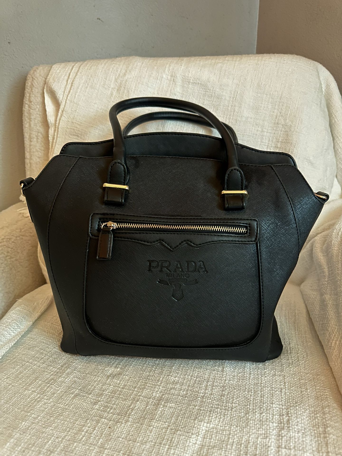 black tote bag style purse