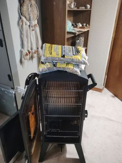 Electric Dynaglo smoker