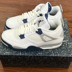 Jordan 4 Midnight Navy Size 12