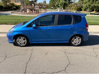 2008 Honda Fit       40 miles per gallon