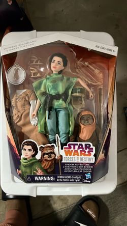 Endor Leia And Wicket Star Wars Forces Of Destiny Doll