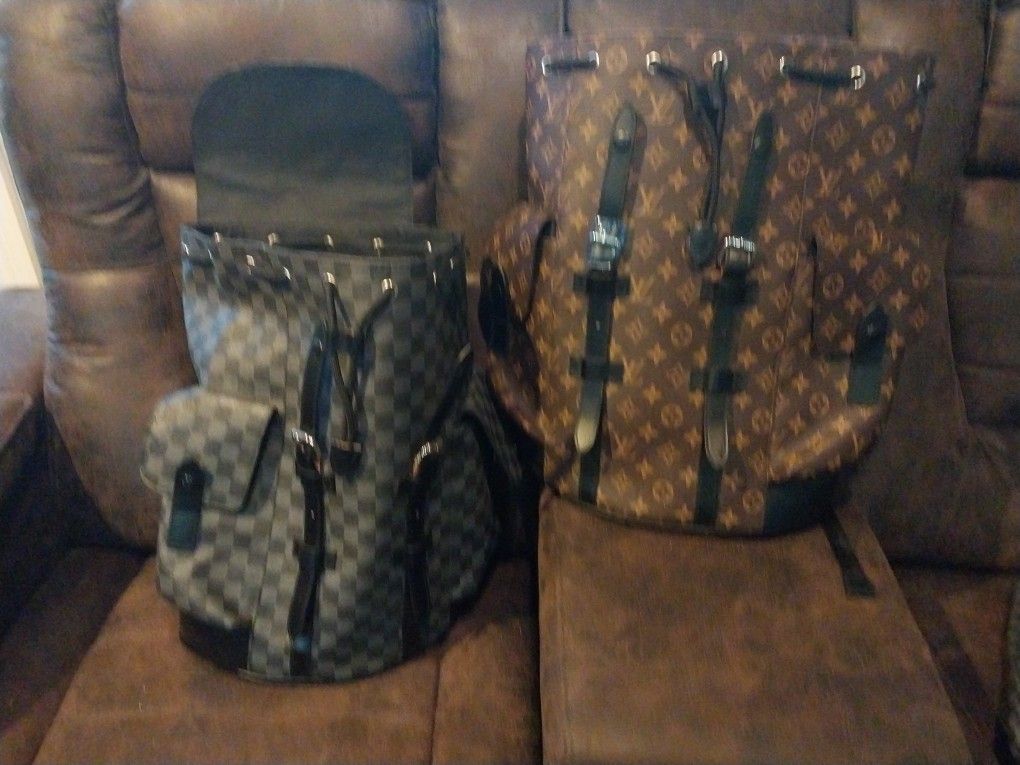 louis vuitton christopher backpack real vs fake