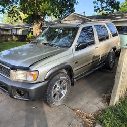 99 Nissan Pathfinder
