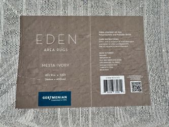 Huge beautiful light gray area rug