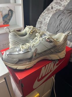 Nike Vomero 5