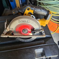 Dewalt Cordless Circular Saw 6 1/2