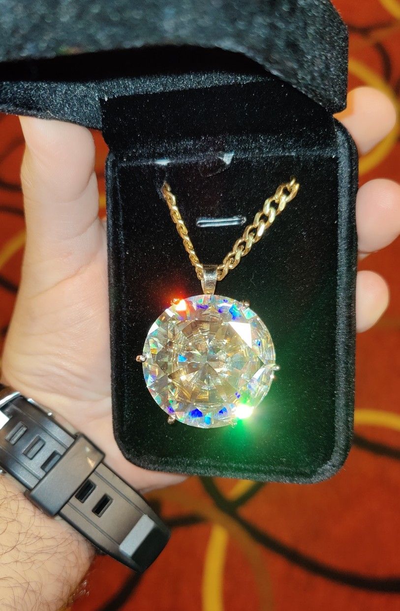 😍🔥💎✨NEW 126 CARATS HUGE FANCY BIG MOISSANITE PENDANT 14K GOLD