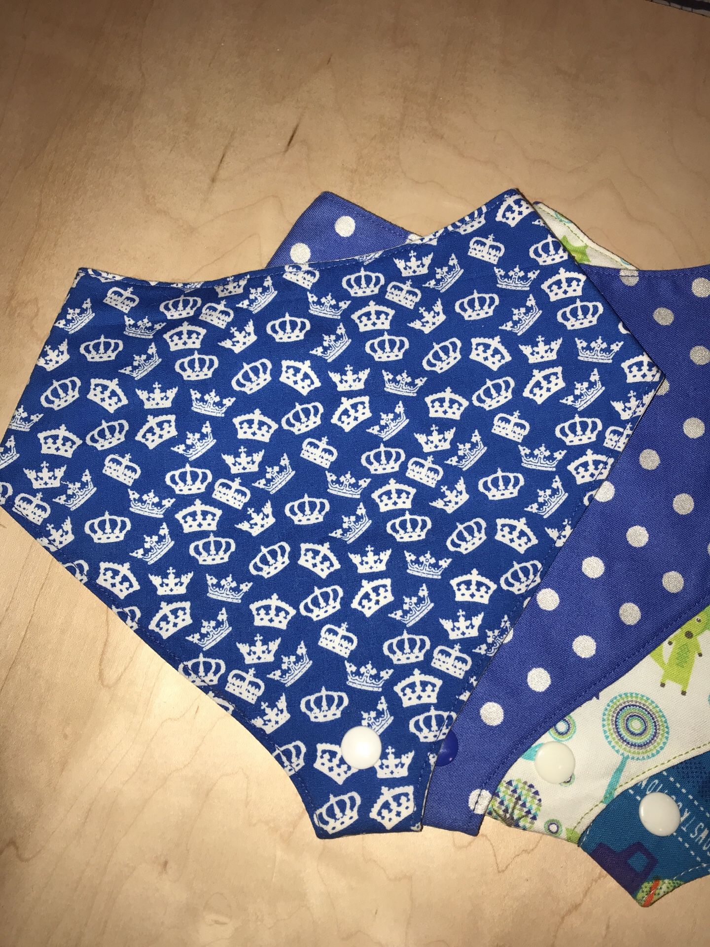 Bibdana with pacifier holder