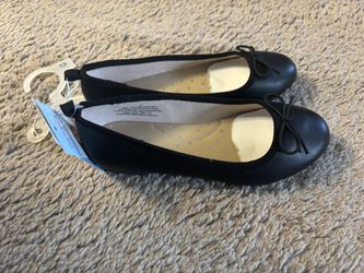 Cat &Jack Girls Slip on Flats sz 13 Brand New 