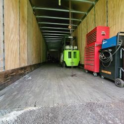 Forklift 