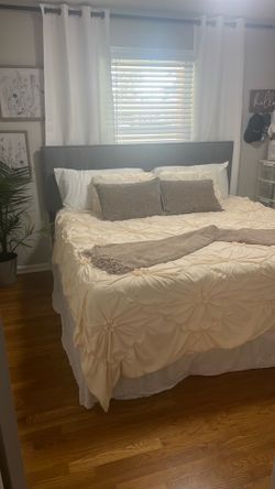 King bed with mattress