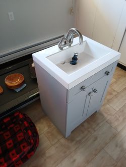 Bathroom vanity