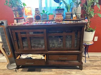 GLASS WARE CUPBOARD