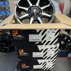 Fuel D556 Coupler 20x9 +1 6x135 6x139.7 Dark Tint Black 