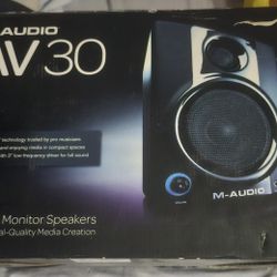 M-audio Studiophile AV-30 Speakers