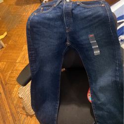Mens Levi jeans Size 30x29 Brand New. 