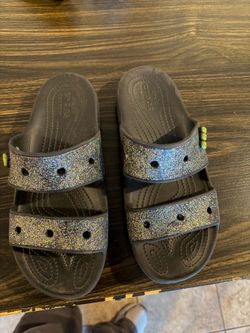 Women’s croc sandals size 9
