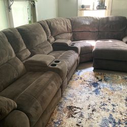 COUCH.
