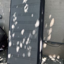 Free Cal King Box Spring (2x Twin XL)