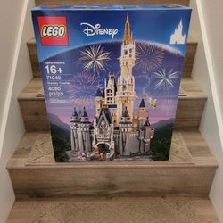 LEGO DISNEY CASTLE SET #71040