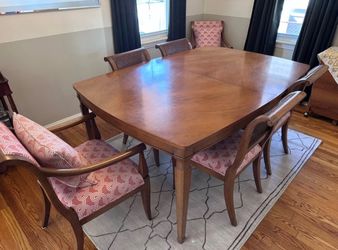 Vintage Solid Wood Dining Set (comes with 2 matching leaves and protective pads)
