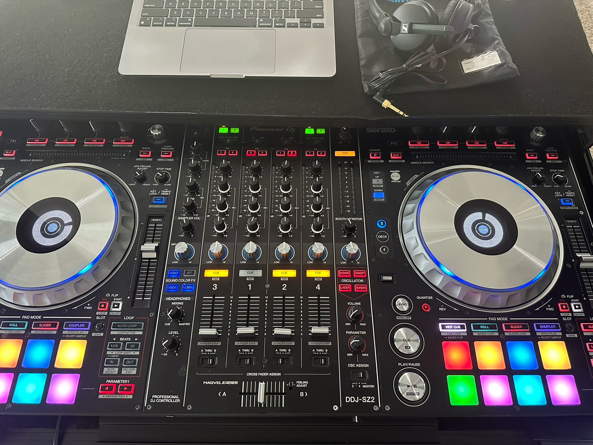 Pro DJ Setup – Pioneer DDJ-SZ2, EV Speakers, Odyssey Case + More – Excellent