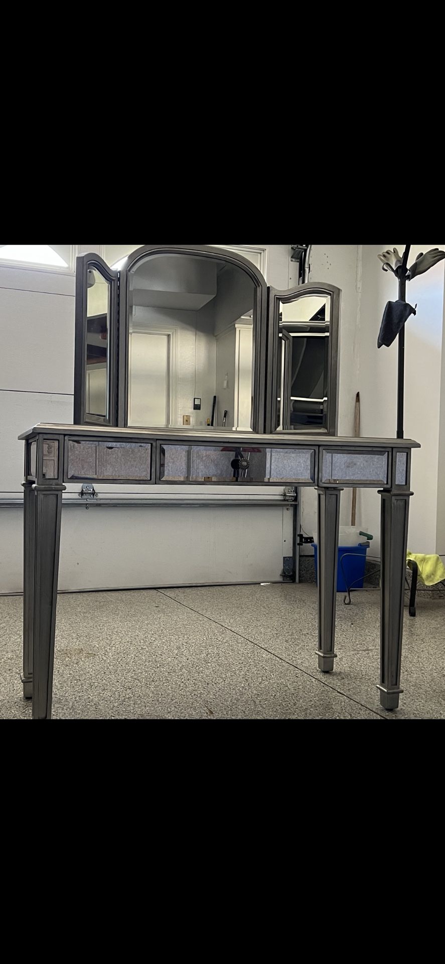 Vanity Desk Mirror