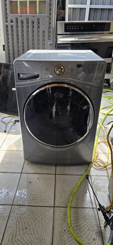 WHIRLPOOL WASHER FRONT LOAD LIKE NEW