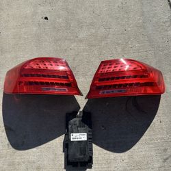BMW E92 LCi Taillights w/ Footwell Module