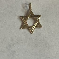 14k Gold Star Pendant #109875-1 MGC 