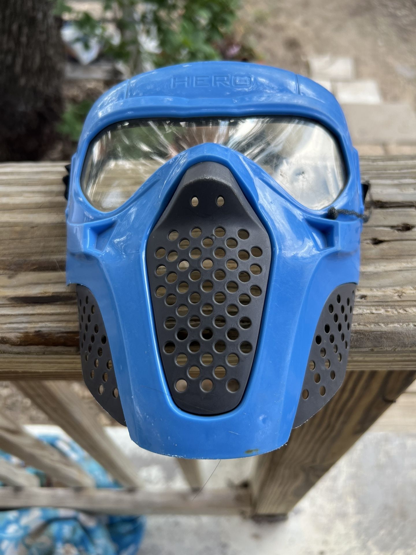 Hero Dart Mask